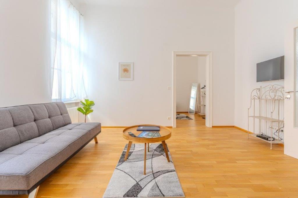 Deluxe Apartments Near The Center Krems an der Donau Eksteriør bilde
