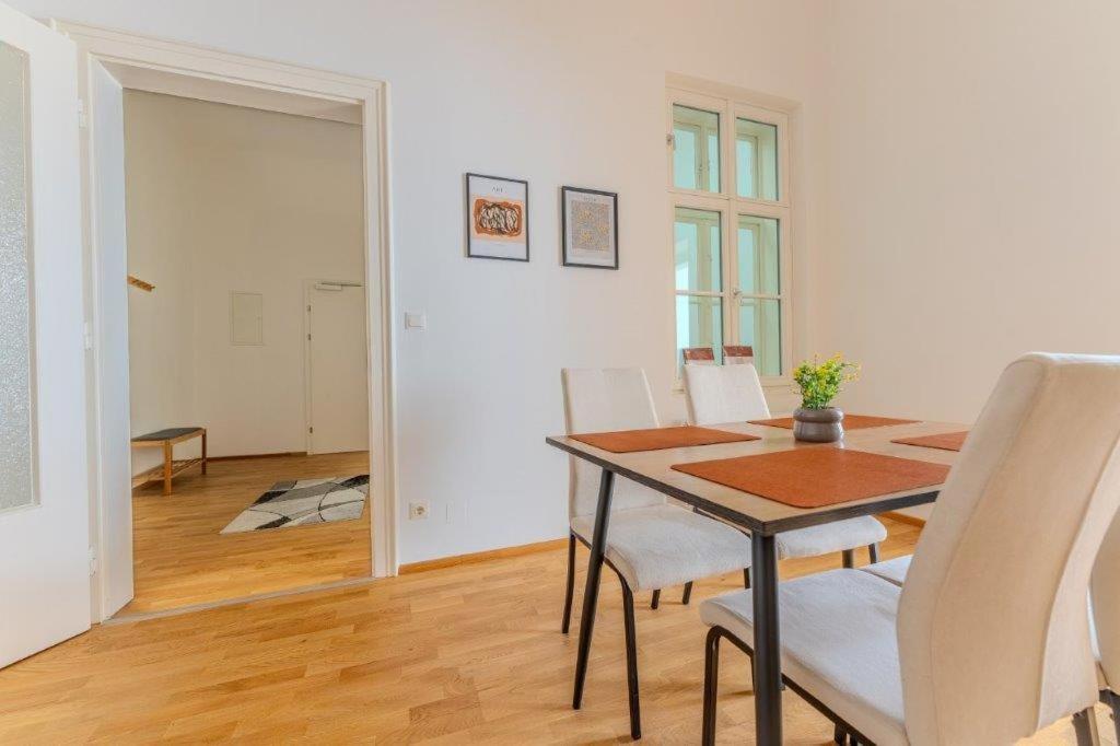 Deluxe Apartments Near The Center Krems an der Donau Eksteriør bilde